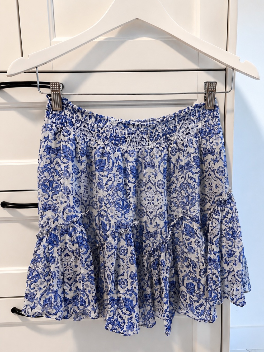 INTERMIX Silk Ruffle Mini Skirt Blue White Floral Print Size S